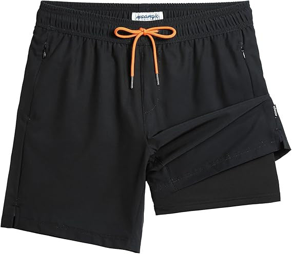 Quick-drying shorts with inner lining and shark-print design
